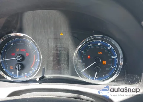 2018 Toyota Corolla Le from USA, damaged, VIN 2T1BURHE3JC045233